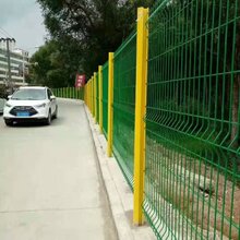 别墅小区用护栏网A苏州别墅小区用护栏网A别墅小区用桃型柱护栏网图片图片
