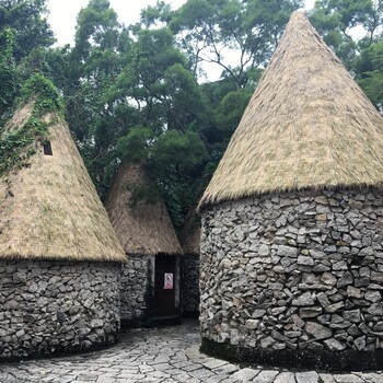 仿真茅草瓦稻草屋顶装饰凉亭农家乐木屋顶茅草装饰