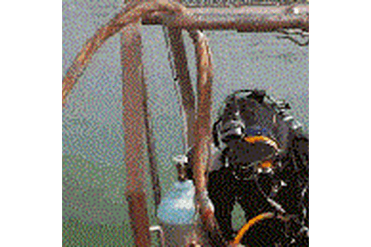 泉州中潜潜水打捞水下维修安装切割探摸沉船打捞闸门维修