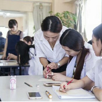 保定韩式半学习培训学校美甲美睫培训