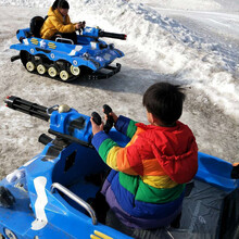 山东驰胜雪地坦克2019火爆冰上设备大型游乐场必备