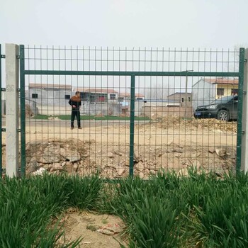 鐵路高速公路框架護(hù)欄網(wǎng)生產(chǎn)廠家質(zhì)量