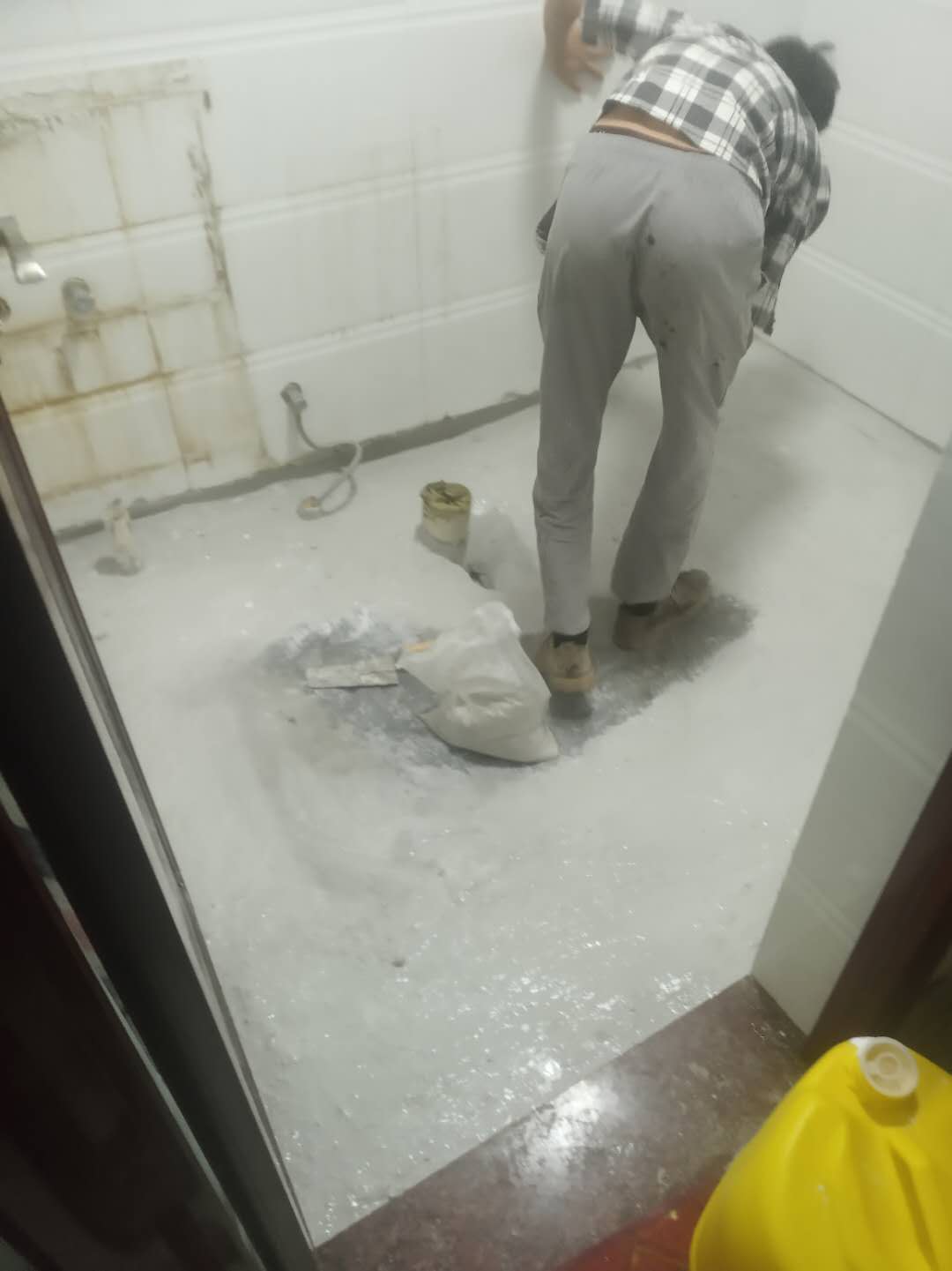 仲恺厕所渗漏水修缮，广东惠州伸缩缝防水补漏公司