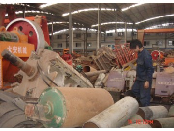 松江拆除废旧工厂设备回收，上海收购旧设备制药厂设备打包回收