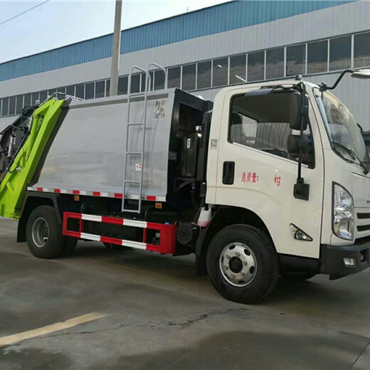國六掛桶垃圾車4方掛桶壓宿垃圾車
