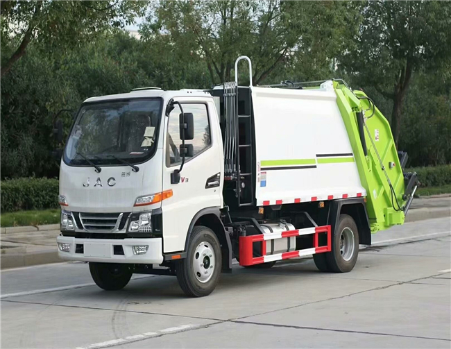 东风天龙18方自装卸式垃圾车 10方自卸式垃圾车