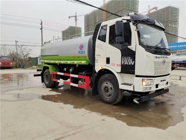 东风T312吨绿化喷洒车