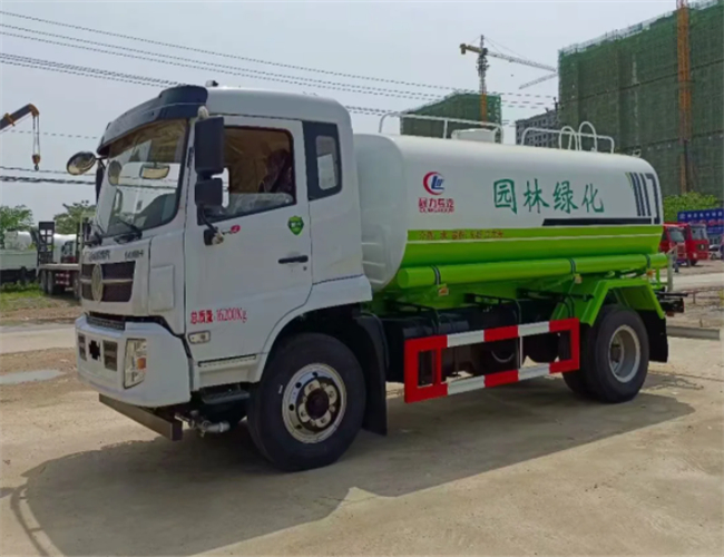 福田瑞沃15吨绿化洒水车