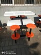 厂家直销快餐桌椅不锈钢连体餐桌椅组合饭堂4人位快餐桌椅图片