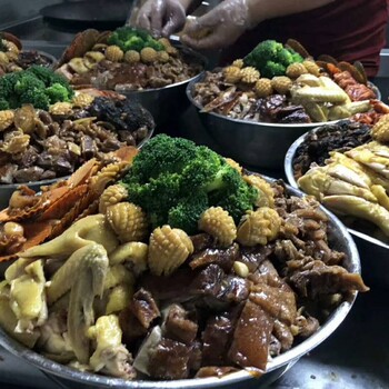 深圳野外露营、朋友聚会自助餐、大盆菜、烧烤上门承包办