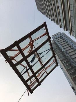 闵行区玻璃吊红木桌面老板台吊装玻璃餐台