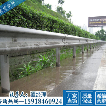 佛山公路波形防撞護欄江門道路擴建波浪板公路兩側(cè)國標(biāo)防護安裝