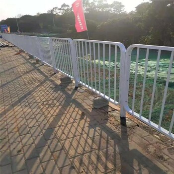 深圳人行道护栏标准港式护栏价格广州路侧栏杆价格