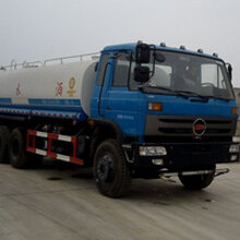 楚风牌后双桥洒水车(国五标准)图片