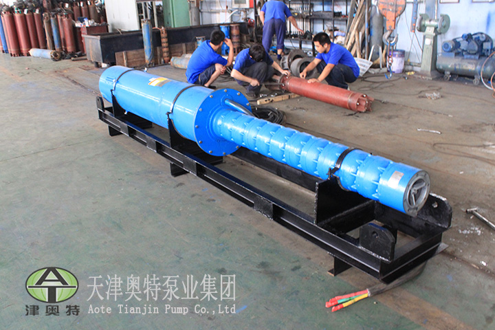 排量大的下吸式潜水泵_离心式_不锈钢304_高压_变频_立式安装