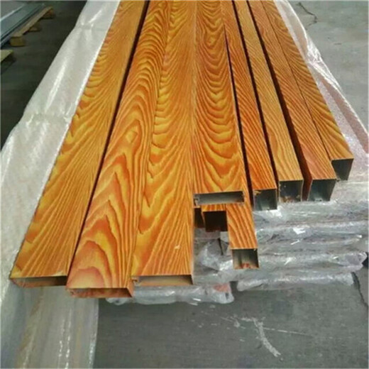 常州3d木纹铝方通订做刨花木纹铝方通热转印木纹铝方管厂家