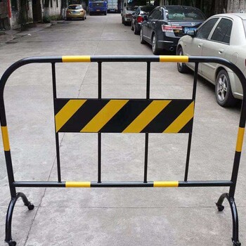 惠州可移动护栏-建设现场铁马移动式坑防护栏实物制造商