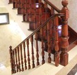 上海整木家裝定制廠家別墅實木樓梯制作實木定制櫸木原木門款式圖片