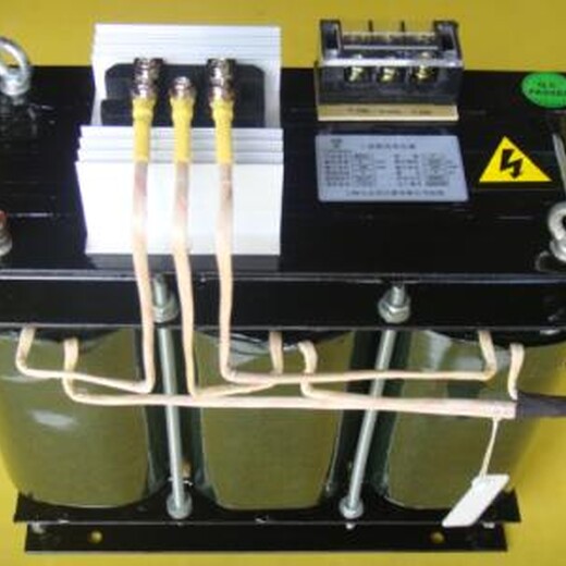 射阳中央空调回收公司“大金”风冷热泵冷水机组回收价格