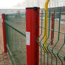介休、运城、河津铁丝网厂生产防锈铁丝网护栏金属护栏网框架隔离栅护栏-百鹏围栏