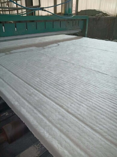 北京耐高温硅酸铝针刺毯生产厂家,硅酸铝针刺纤维毯