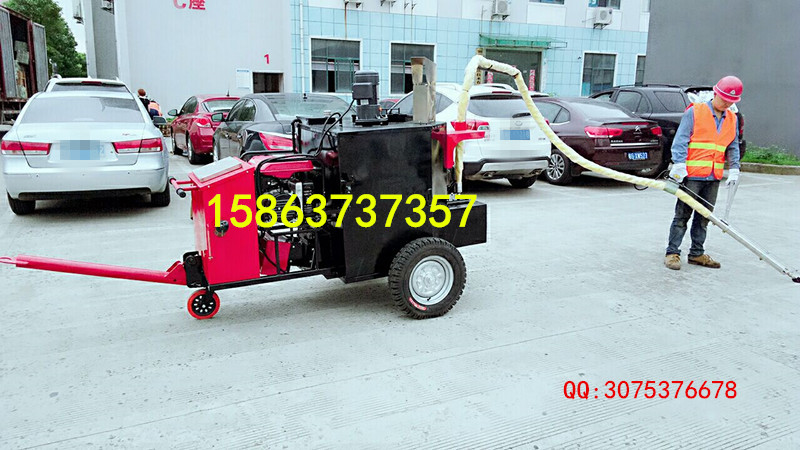 山东济宁任城区沥青灌封机小型热熔斧修补车的图片