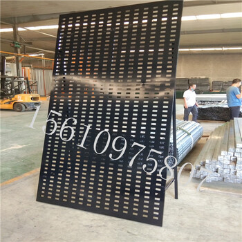裝修展廳墻磚貨架褐色架子展板合肥沖孔網(wǎng)板架子