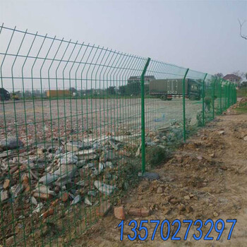 公路護(hù)欄網(wǎng)安裝東莞道路臨邊護(hù)欄網(wǎng)佛山鐵絲護(hù)欄網(wǎng)廠家