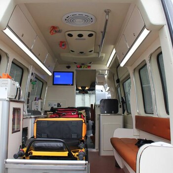 达州本地救护车出租多少钱一公里