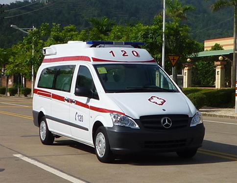 查询：阜新彰武县救护车出租带呼吸机的救护车