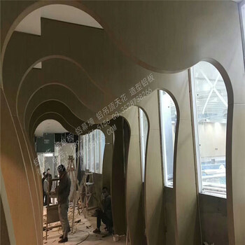 广东铝方通厂家直供雄安新区幕墙U型铝方通弧形铝方通天花吊顶