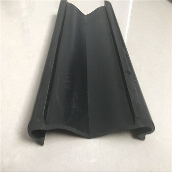 更換橋梁伸縮縫膠條80型施工方法