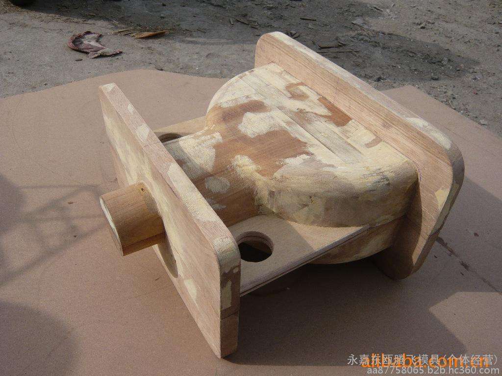 重庆四轴木模雕刻机厂家-铸造木模雕刻机生产厂家