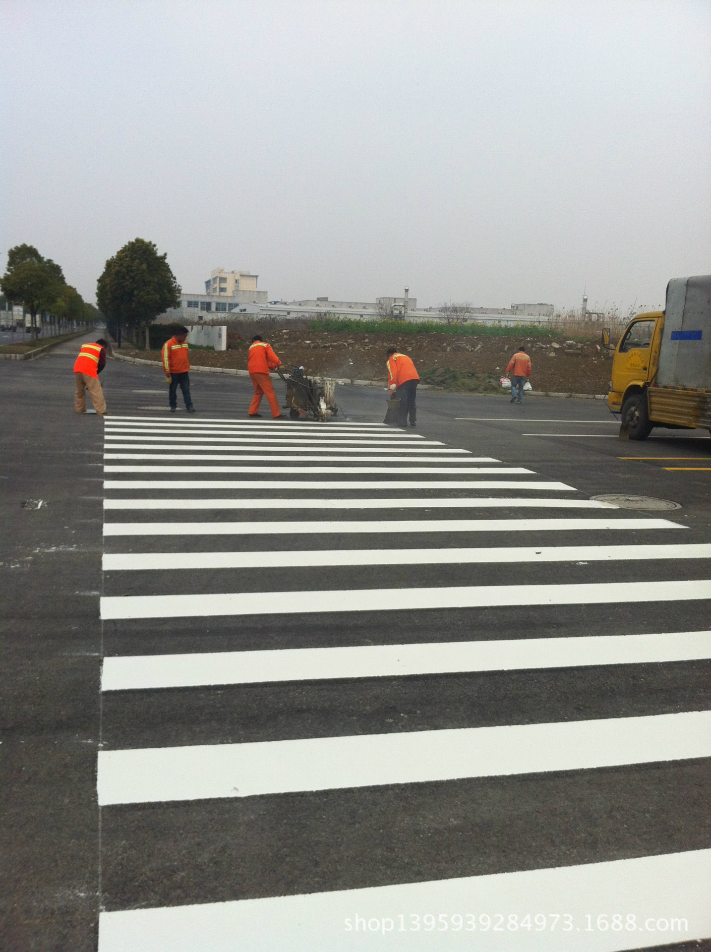 广州增城市哪里有交通划线厂家花都公路标线多少钱一平