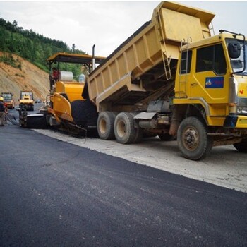 二七区沥青拌合公司小区道路沥青铺筑信誉