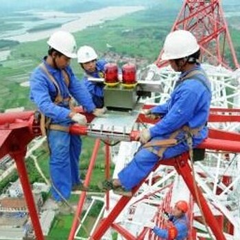 混凝土烟囱安装避雷针安装太阳能信号灯