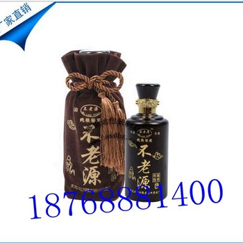 禮品酒袋布藝坊免費(fèi)設(shè)計(jì)絨布酒袋