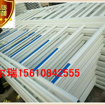 供應(yīng)城市安全隔離交通設(shè)施道路護(hù)欄道路護(hù)欄批發(fā)市政交通道路護(hù)欄