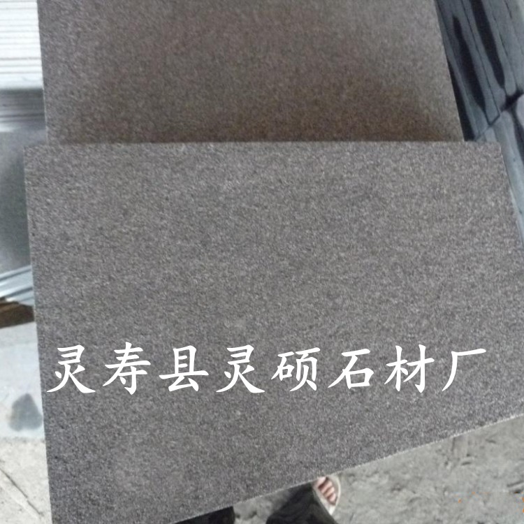 廠家直銷中國黑石材荔枝面中國黑火燒面黑色花崗巖