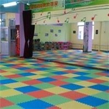 豐臺(tái)區(qū)安裝鏡子訂做浴室鏡化妝鏡穿衣鏡舞蹈鏡形體鏡