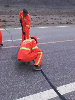 甘肃地区华扬低温型道路贴缝带无胎型粘缝带厂家