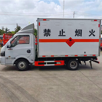 10吨江铃危废车,危险废物运输车