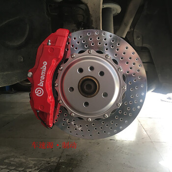 奥迪A6L升级改装BREMBO六活塞刹车套装，升级。