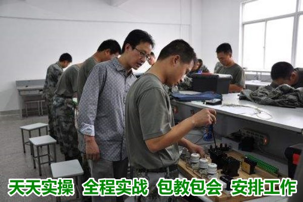 荣昌电工培训学校告诉你电工取证都培训哪些内容