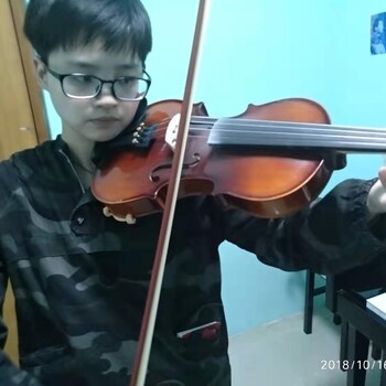 南山学学小提琴小孩子学小提琴有什么好处