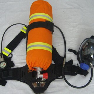 正压式空呼器呼吸器图片