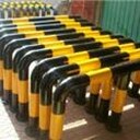 停車(chē)位擋車(chē)器、U型交通防護(hù)柱,U型護(hù)欄、停車(chē)場(chǎng)防護(hù)欄定做