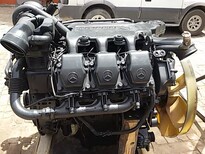 奔驰泵车4141拆车发动机配件图片2