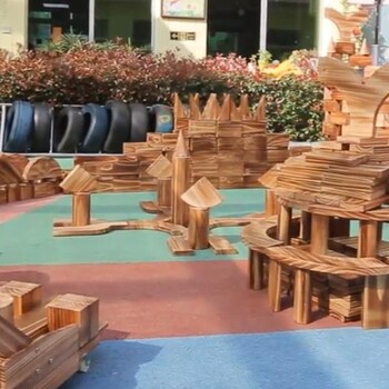 幼儿园户外实心拼插积木百变碳化积木碳化积木小推车