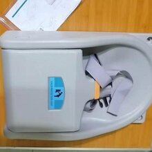 PE材质婴儿椅安装在墙上可折叠,方便实用图片